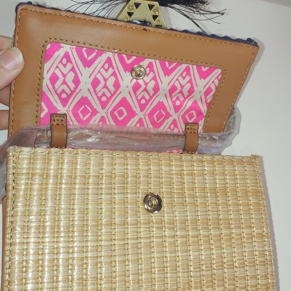 Stella & Dot Sidekick Crossbody - Picture 2 of 3